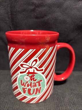 DesignPac Holiday Red Ceramic Mug
